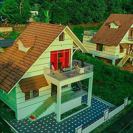 Nest Resorts Athirappilly Buitenkant foto