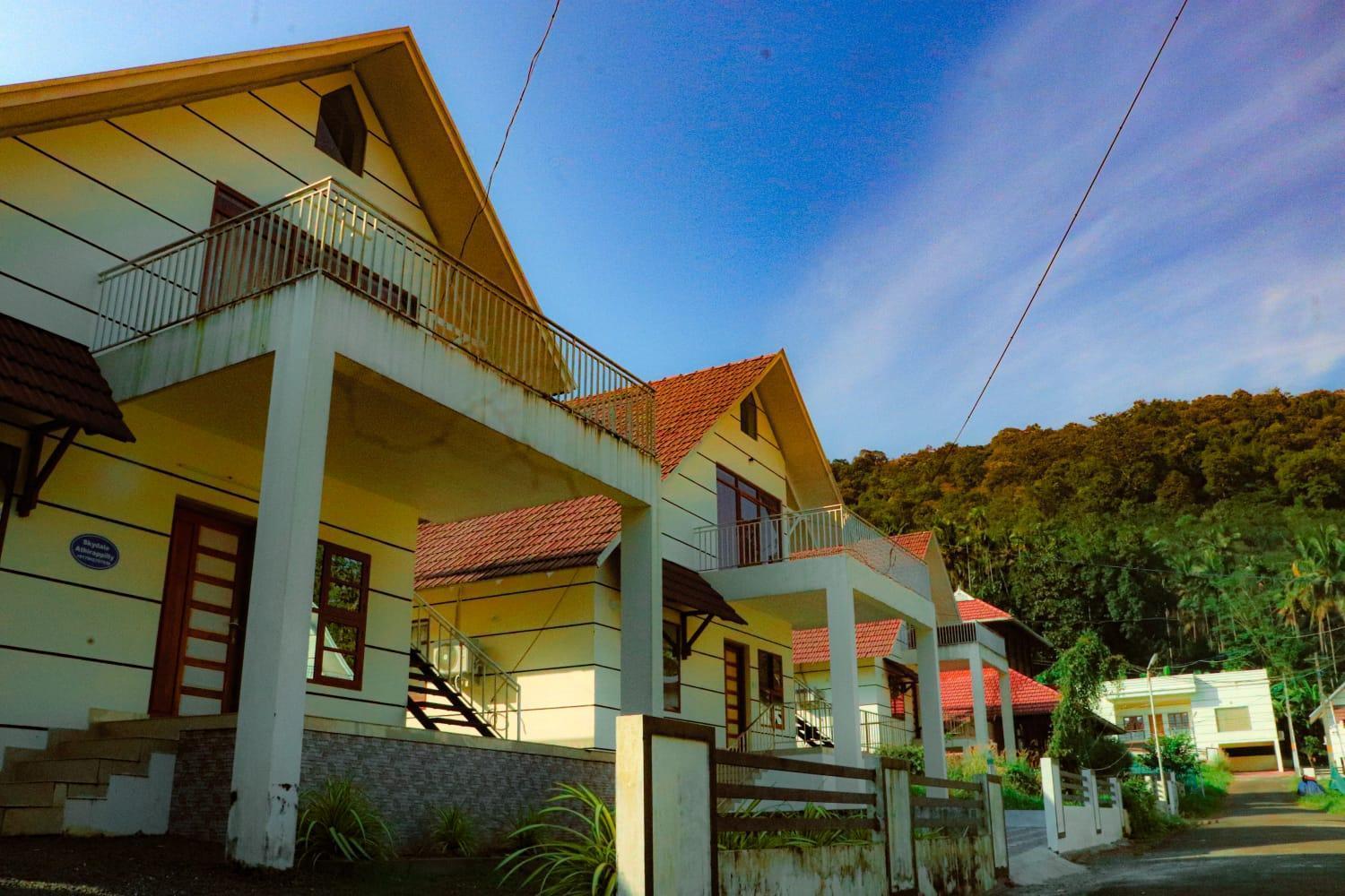Nest Resorts Athirappilly Buitenkant foto