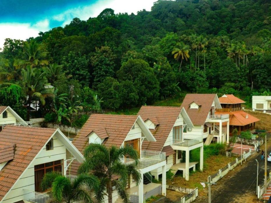 Nest Resorts Athirappilly Buitenkant foto